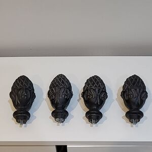 Elegant Black Finial Set for Home Wall Decor